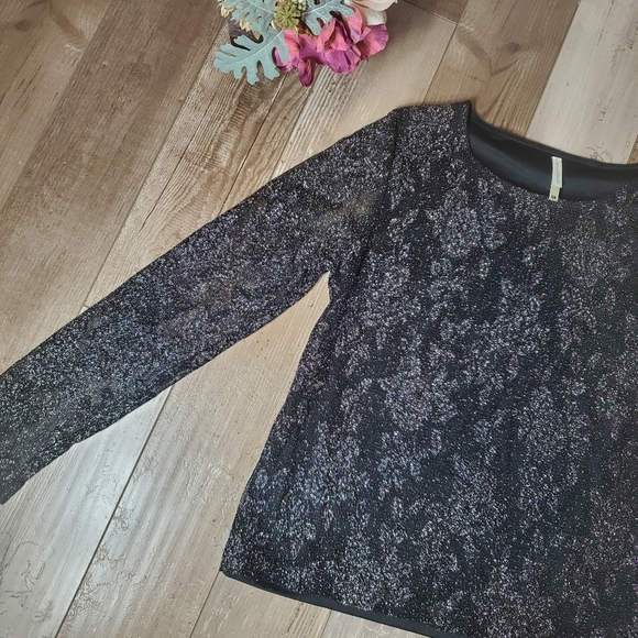 White Stag Shimmery Sparkle Holiday Blouse Women's Size Medium Silver Combo EUC - Picture 12 of 16